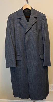 Vintage Joseph A Bank Made in USA Wool Herringbone Tweed Gray Coat Overcoat 42 - Image 1 of 4