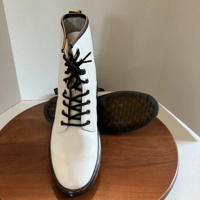 DR DOC MARTENS Zavala White Leather Gum Sole Combat Boots Mens Sz 9 Womens Sz 10 - Image 1 of 4