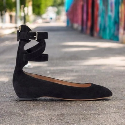 Pisos de ballet de gamuza de tango Valentino Garavani talla 37 $945 Foto 1 de 4