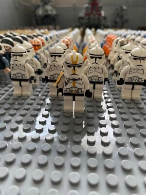 Lote de 5 minifiguras Lego Star Wars clones droides de batalla Lego Stormtrooper minifiguras Foto 1 de 4