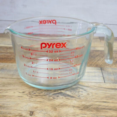 Pyrex 4 Cup 1 Quart 1 Litre Glass Measuring Cup Microwave Safe Open Handle - Image 1 of 4