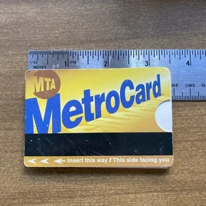 2004 NYC New Service Manhattan Bridge Subway Map New York City MetroCard Holder - Picture 1 of 4
