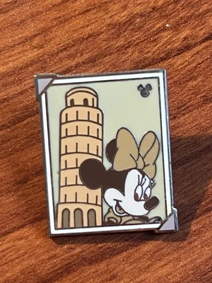 PIN MICKEY OCULTO DISNEY - MINNIE MOUSE - TORRE INCLINADA DE PISA - INSTANTÁNEA MUNDIAL Foto 1 de 2