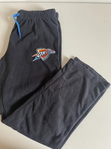 NBA OKC Thunder Women's Pants Size Large Fleece Sweatpants Black Cover