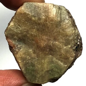 152,37 Ct - Zaffiro Verde Lucido Grezzo Naturale 100% Ottimo Madagascar - Foto 1 di 5