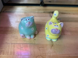 Vintage Fitz & Floyd 1985 Fantasy Fair Cats Polka Dot Salt and Pepper Shaker Set - Picture 1 of 5