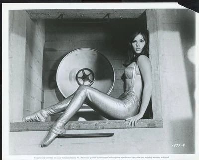 WENDE WAGNER in OUT of SIGHT 1966 Sexy Leggy 8 x10 Spy Spoof Glamour Still vv - Image 1 of 2