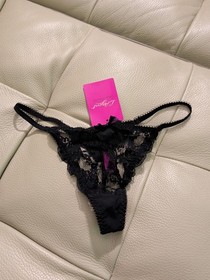 L'Agent by Agent Provocateur Black Lace Thong Size Medium NWT