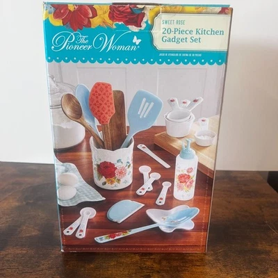 Juego de 20 aparatos de cocina The Pioneer Woman Sweet Rose NUEVO Foto 1 de 4