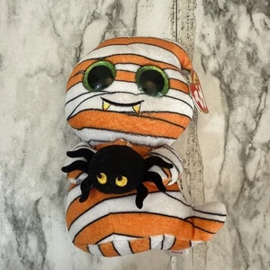 Ty Beanie Boos 2023 Halloween - MUMFORD the 6" Mummy Holding Spider - Picture 1 of 7