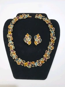 SUBSTANTIAL SWAROVSKI CRYSTAL RHINESTONE GOLD PLATE NECKLACE & CLIP ON EARRINGS - Picture 1 of 24