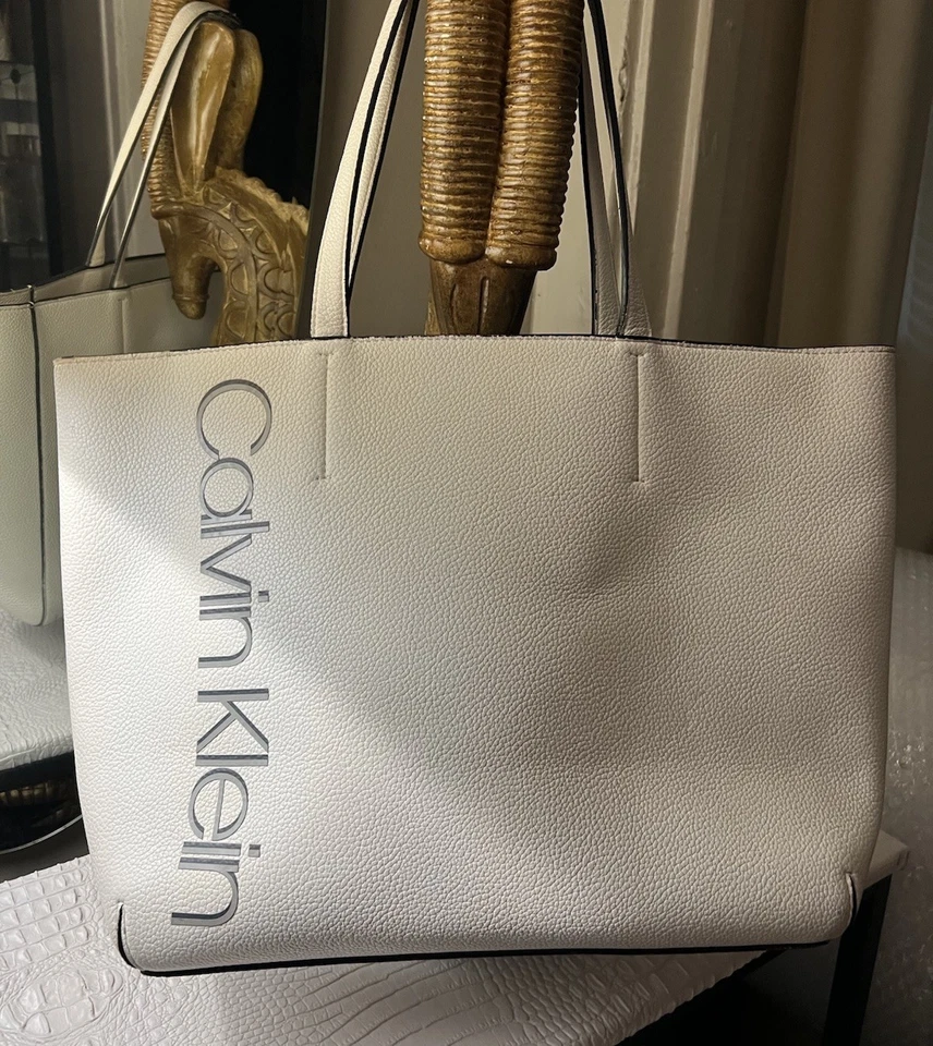 Bolsa tote Calvin Klein jeans pebbled - Imagem 1 de 4