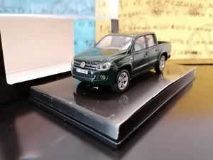 1/43 Minichamps VW Amarok 2010 2H7099300A6M verde vert green pick-up VOLKSWAGEN - Foto 1 di 1
