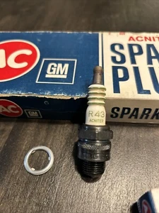 (8) ‘NOS’ AC-R43 Spark Plugs Acniter Printed Z-28 302ci. & 350ci...1970 LT1 - Picture 1 of 3