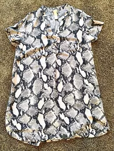 H&M Womens Grey Black SNAKE Print Loose TUNIC Dress - Size MEDIUM Boho witch - Picture 1 of 7