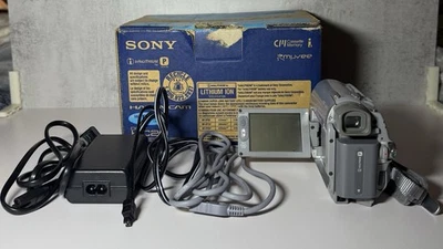 Sony Handycam DCR-HC20 MiniDV Camcorder Carl Zeiss Lens w/ Charger & Box - Parts - Image 1 of 4