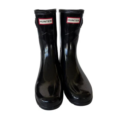 Hunter Original Short Gloss Boots size 8  - Image 1 of 4