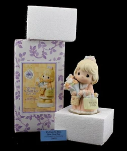 Figura Precious Moments It's Time to Bless Your Own Day C0022 2002 - Imagen 1 de 9