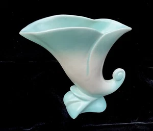 California Potteries Vintage Aqua & White Calla Lilly Trumpet Vase - Picture 1 of 8