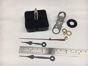 Takane Batterie Uhrwerk mit Zeigern 1 1/4” Welle passt 3/4” Zifferblatt USA Made  - Bild 1 von 3