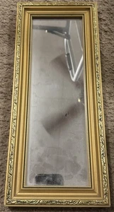 Specchio rettangolare con cornice dorata - Foto 1 di 1