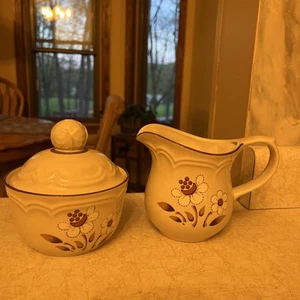 Cumberland Mayblossom braun Milchkännchen und Zuckerdose Steinzeug Floral Hearthside - Bild 1 von 7