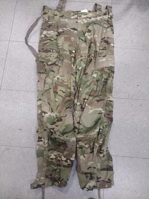 ECWCS GEN III LEVEL 5 PANTS MEDIUM REGULAR-MULTICAM - Image 1 of 2