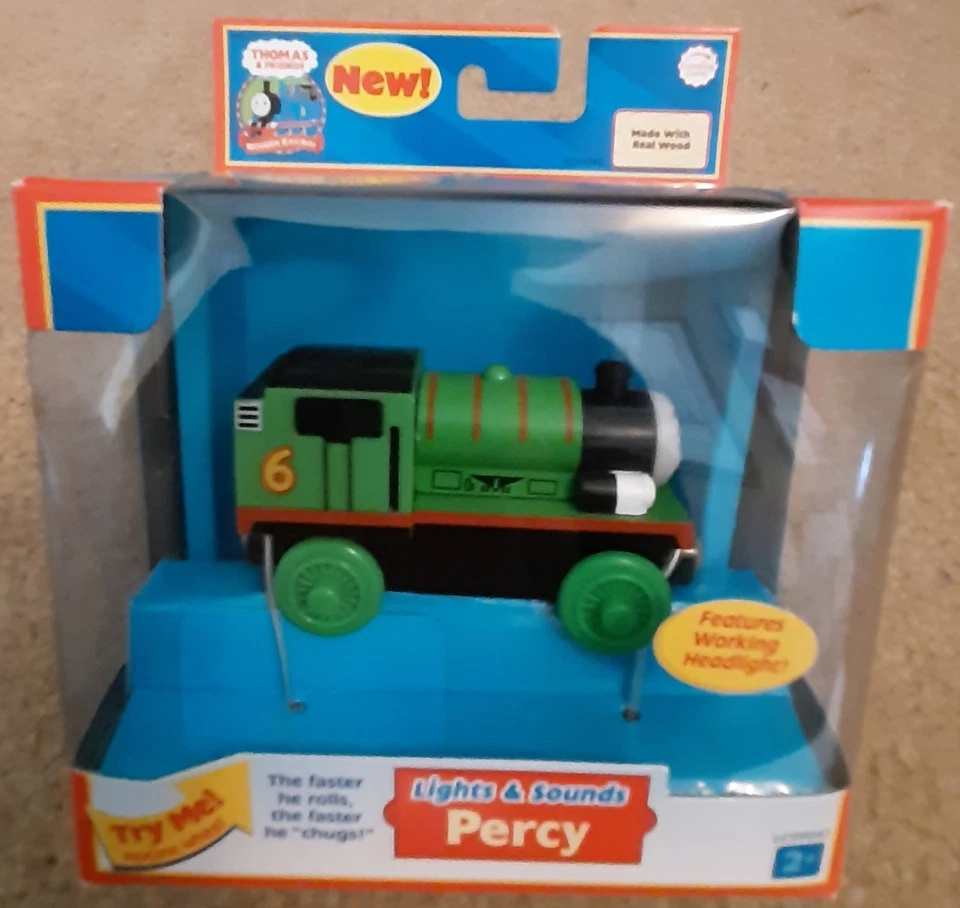 Motor Thomas Lights & Sounds Percy - Último! - Tem farol -Sons de chugging - Imagem 1 de 1
