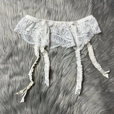 Vintage Oscar De La Renta Lingerie Lace Garter Belt - Image 1 of 4