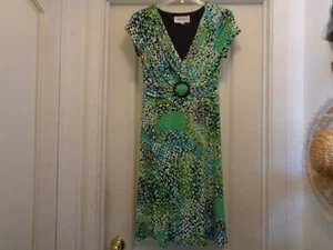 PINUP AESTHETIC GIRL TROPICAL STYLED SEXY GREEN PRINT DRESS BY STUDIO 1 SIZE 8 - Picture 1 of 5