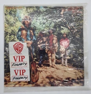 Vinilo autografiado John Fogerty Credence Clearwater Revival Ejemplo muy raro - Imagen 1 de 17