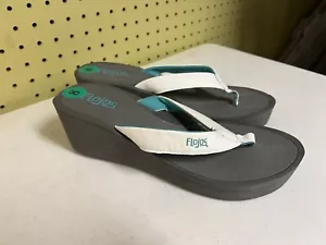 Tanga de cuña media Flojos para mujer 8 Kia gris blanco blanco nuevo con etiquetas - Imagen 1 de 6