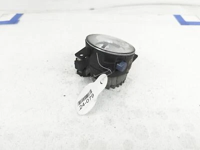 Faro antiniebla derecho para pasajero Infiniti Q50 2014-2019 26150-4Ga0b *Picaduras* Foto 1 de 4