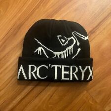Arcteryx Bird Head Black Toque Beanie Hat Winter One Size Brand New