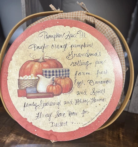 Woven Lined Pumpkin Pie Basket with Lid and Handles Purchased At Cracker Barrel Cover