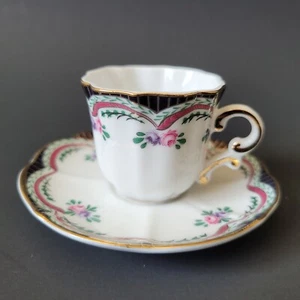 Pequeño juego de tazas y platillos de té para niños Demitasse hecho en China borde dorado - Imagen 1 de 3