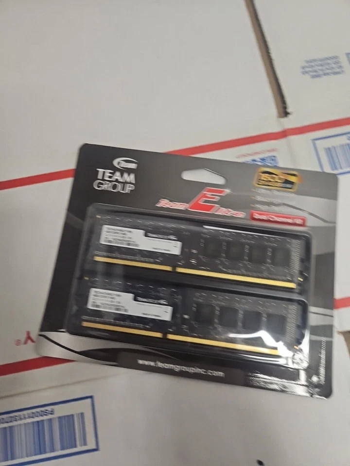 Team Group Elite DDR3 8GB Kit (2x4GB) 1600MHz (PC3-12800) Memory Dual Channel - Image 1 of 2