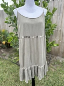 Venus Midi Dress Flowy Adjustable Strap Lined Green Size Large - Picture 1 of 9