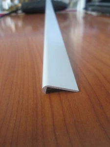 PROFILI IN ALLUMINIO ANODIZZATO ARGENTO UNGHIETTA MM.18X1 DA MT 2 - Imagen 1 de 1