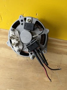 Mercedes Alternator Generator 280SEL-L6 2.8 -1970-1971- 600 V8 6.3 1970-T0-1972 - Picture 1 of 5