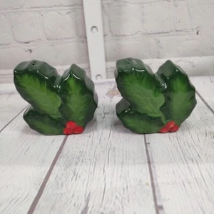 Christmas Holly Leaf Salt and Pepper Shaker Set - Picture 1 of 5