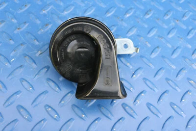 2007-2009 Mercedes-Benz E350 E550 Driver Side Front Horn OEM - Image 1 of 4