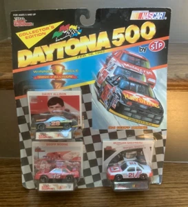 Racing Champions 1992 NASCAR Daytona 500 Collector's Edition 1:64 (3 car set) - Picture 1 of 11