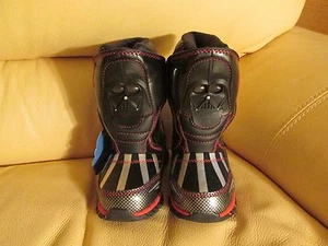 Star Wars Darth Vader Light Up Toddler Boy's Cold Weather Boots Sz US7 Brand New - Picture 1 of 5