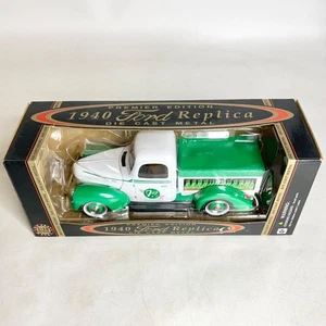 Rare Vintage Golden Wheel 1/18 1940 Ford Diecast Metal Car Collectible Green JPN - Picture 1 of 9