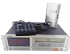 Alesis ADAT XT 8 Spur Digital Audio Recorder mit Fernbedienung & Netzkabel - Bild 1 von 14