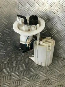 Pompe immergée / jauge - AUDI A4 III (3) 1.8L TFSI 160CH - Réf : 8K0919051M - Picture 1 of 4