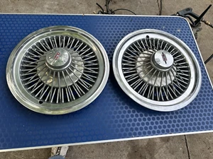 1972-1979 OLDSMOBILE CUTLASS 14” WIRE SPOKE HUBCAPS WHEEL COVERS - Picture 1 of 14