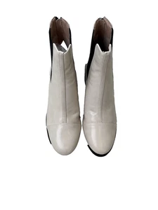 Journee Nigella Boots Womens Size 8 Bone Ankle Booties Block Heel Zip Pull On - Picture 1 of 11