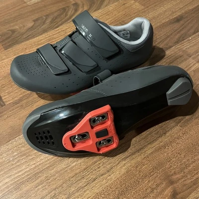 Sapato de ciclismo feminino Shimano SH-RP201W cinza tamanho 7.8 EUA Eur 40 - Imagem 1 de 4